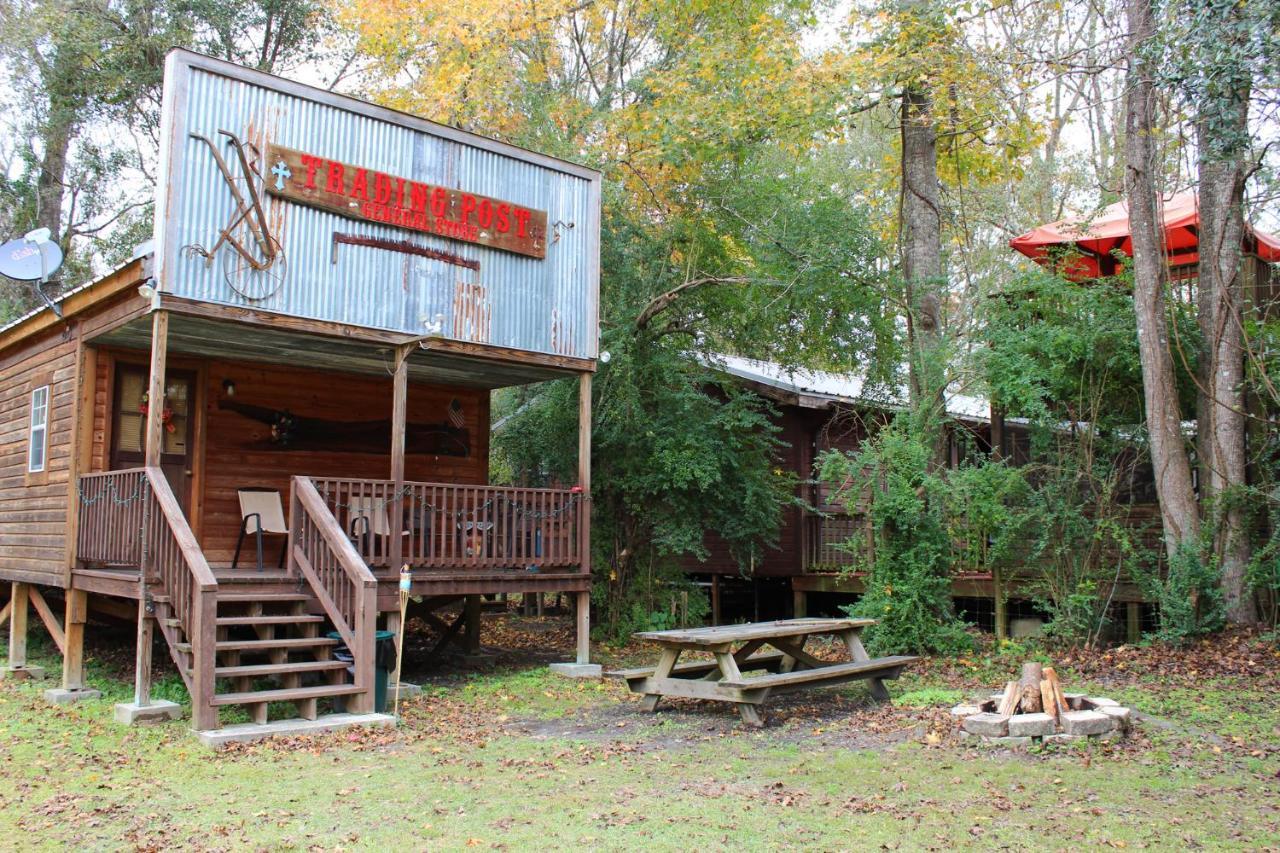 Berry Creek Cabins Hotell Isabel Exteriör bild