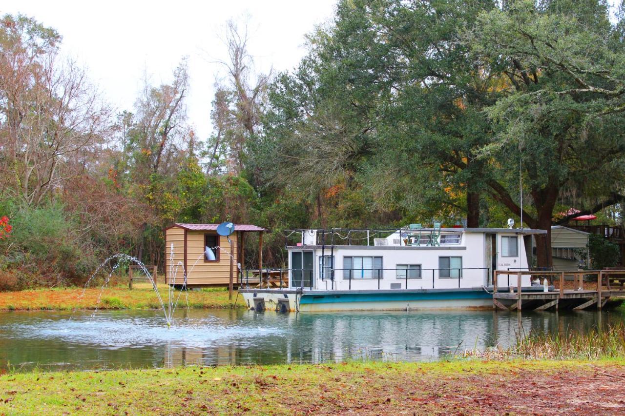 Berry Creek Cabins Hotell Isabel Exteriör bild